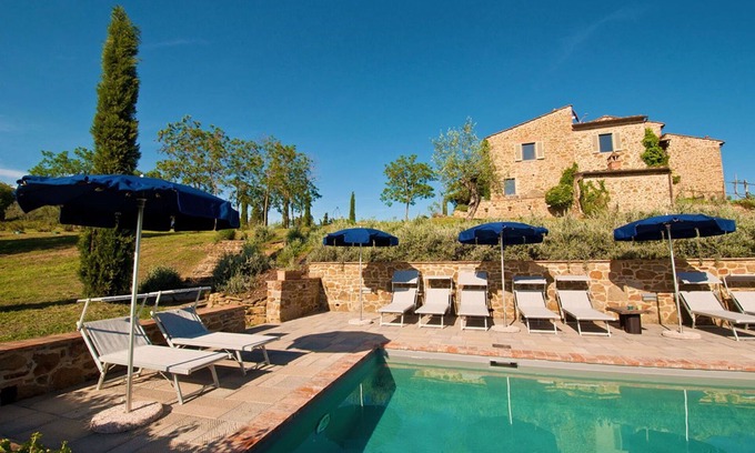 Pergine Valdarno Villa | Wonderful private villa with WIFI, A/C, private pool, TV and pets allowed, close to Arezzo