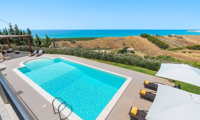 Montallegro Villa | Wonderful private villa for 6 guests with A/C, WIFI, private pool and terrace