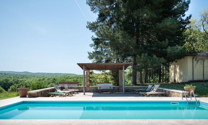 Bucine Villa | Wonderful private villa for 22 people with WIFI, private pool, A/C, TV, patio and panoramic view