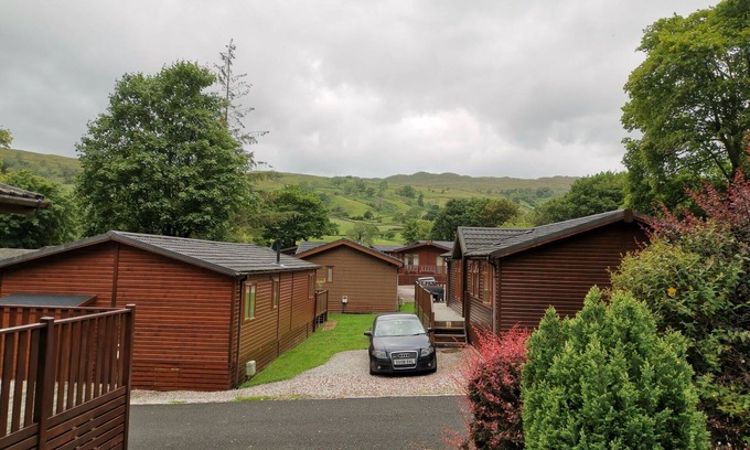 Troutbeck House | Wonderful private villa for 4 guests with WIFI, TV, patio, panoramic view and parking