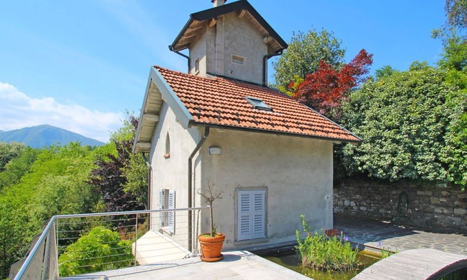Pettenasco House | Wonderful private villa for 4 people with patio and parking