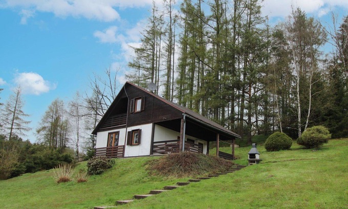 Krasna Lipa House | Wonderful private villa with WIFI, TV, terrace, pets allowed, panoramic view and parking