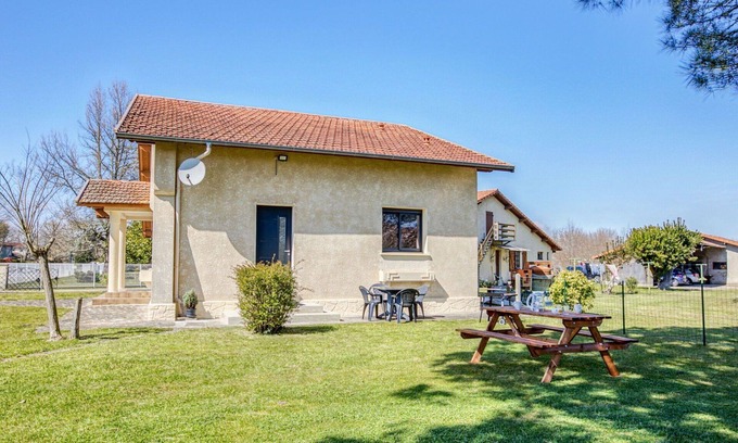 Aureilhan House | Wonderful private villa for 4 people with WIFI, TV, terrace and pets allowed