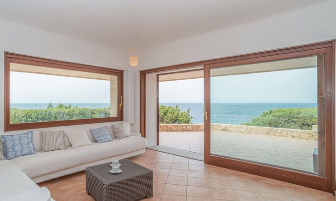 Portobello Villa | Wonderful private villa for 8 people with WIFI, TV, patio and parking