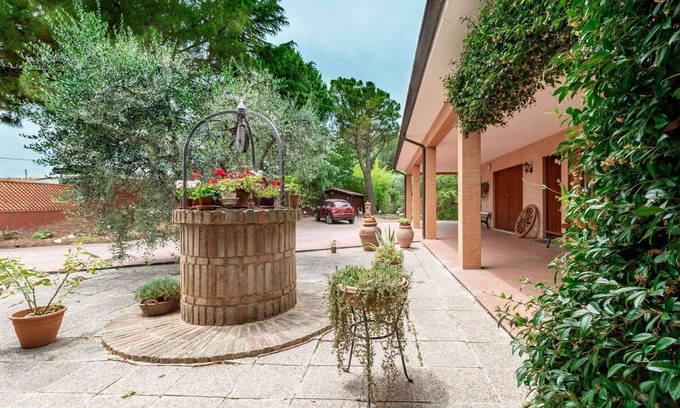 Carassai Villa | Wonderful private villa for 8 people with WIFI, A/C, TV, patio and panoramic view
