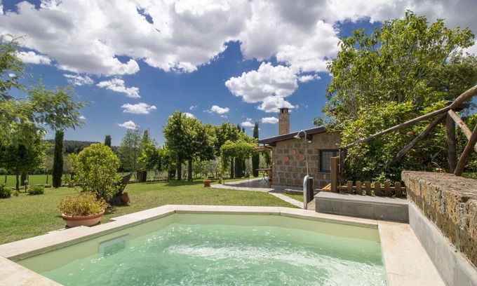 Vetralla House | Wonderful private villa with private pool, WIFI, A/C, TV, terrace, pets allowed and panoramic view