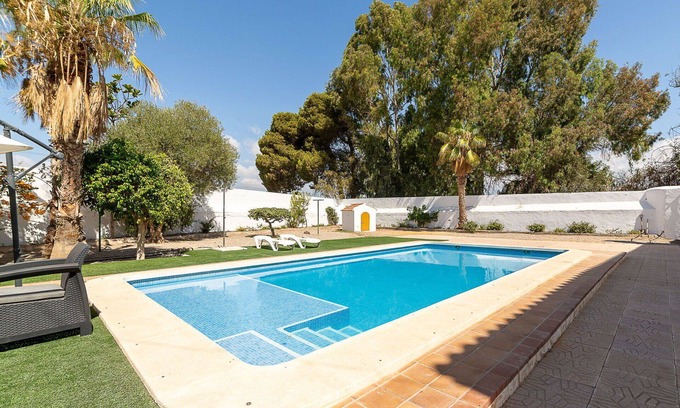 Vera Beach House | Wonderful private villa for 12 people with WIFI, private pool, TV and patio