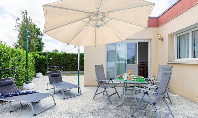 Kerlouan House | Wonderful private villa for 4 people with WIFI, TV, terrace and pets allowed