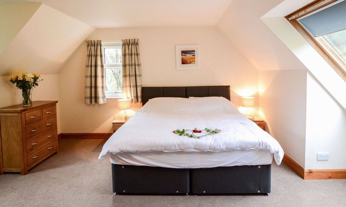 Lerags House | Wonderful private villa for 4 people with WIFI, TV, patio, pets allowed and panoramic view