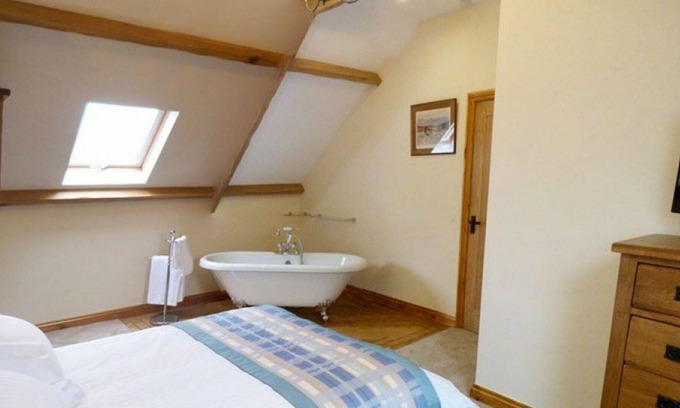 Brecon House | Wonderful private villa for 3 people with WIFI, TV, patio, pets allowed, panoramic view and park...
