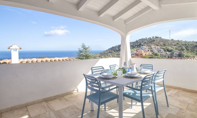 San Lorenzo House | Wonderful private villa for 7 guests with WIFI, A/C, private pool, TV and patio