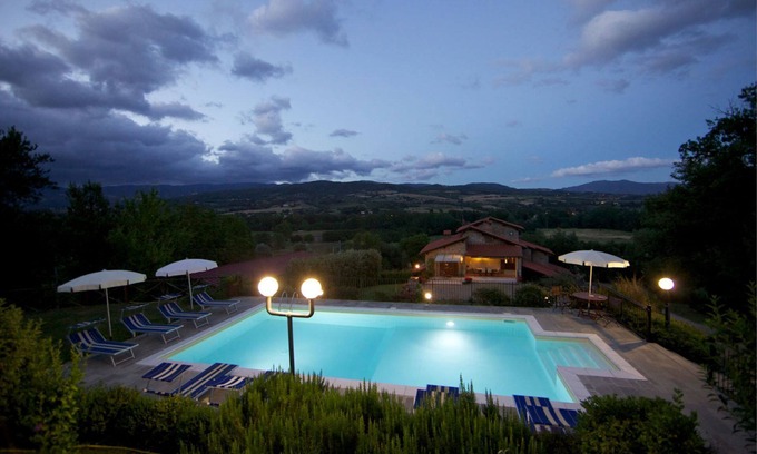 Borgo alla Collina Villa | Wonderful private villa for 10 people with WIFI, private pool, TV, terrace, pets allowed and par.
