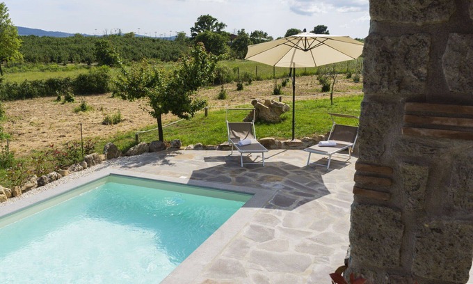 Sutri House | Wonderful private villa for 4 people with A/C, WIFI, private pool, TV, terrace and panoramic view