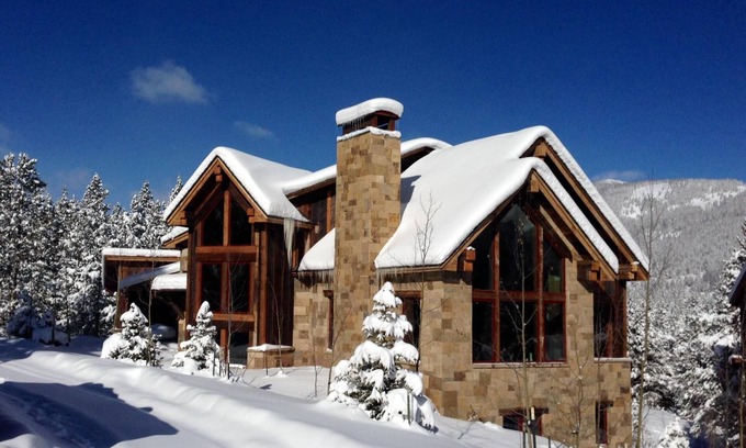Copper Mountain House | Wonderful Ski Access, Privacy and Views - 5+Bed/5.5 Bath Sleeps 18+