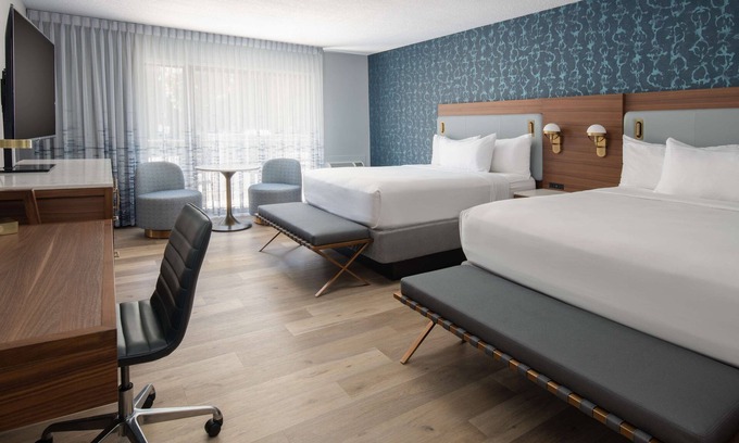 Port Angeles Hotel | Wonderful Stay! Outdoor Pool, FREE Parking Pets Allowed, Near Hollywood Beach!