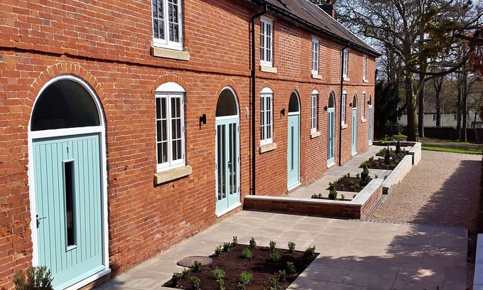 Breedon on the Hill House | Wonderful villa for 4 guests with WIFI, TV, pets allowed and parking