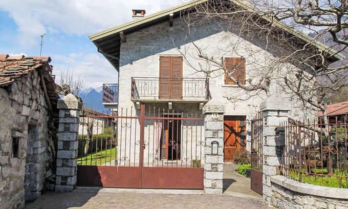 Mergozzo House | Wonderful villa for 3 people with TV