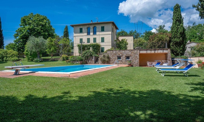 Pistoia Villa | Wonderful villa for 8 guests with WIFI, private pool, TV and pets allowed