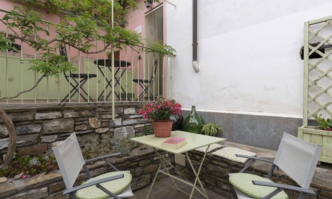 Diano Arentino House | Wonderful villa for 4 people with WIFI, TV, balcony and pets allowed