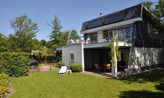 Kamperland Villa | Wonderful villa with a view over the Veerse lake