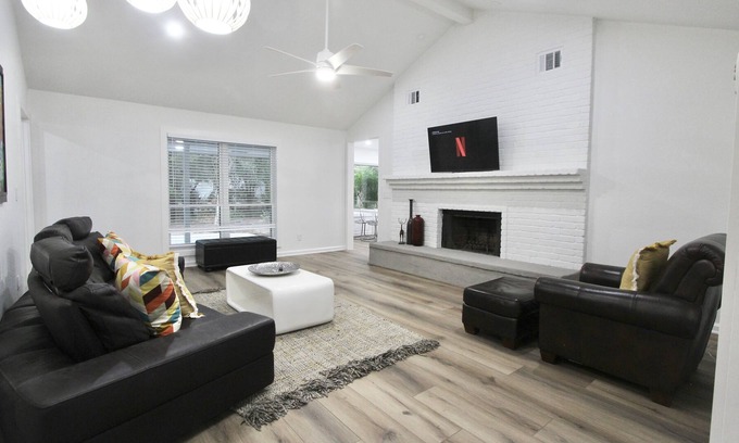San Antonio House | Wooded Acre Family Retreat! Newly renovated, quiet, 3 bedroom ranch hideaway!
