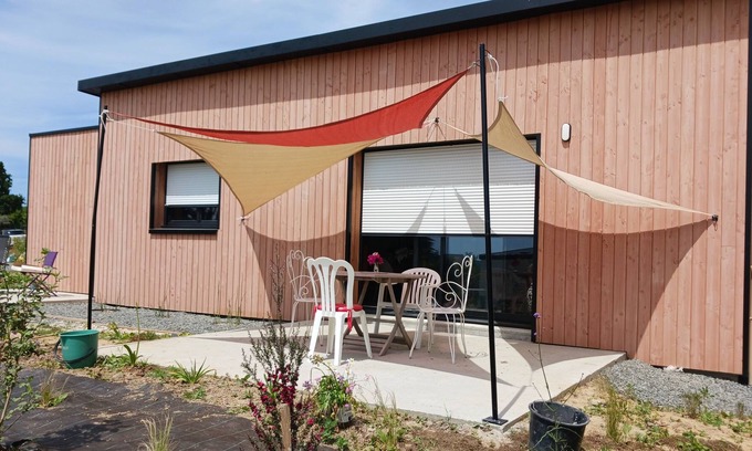Yvias House | wooden frame house near the sea: Between Pontrieux Paimpol and Île de Bréhat