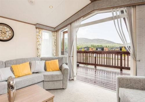 Fort Augustus Resort | Woodland 18 Hot tub Lodge