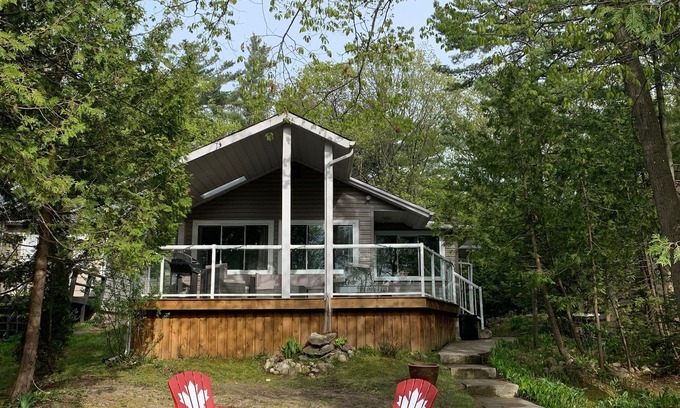 Tiny Cottage | Woodland Beach Sunset Haven