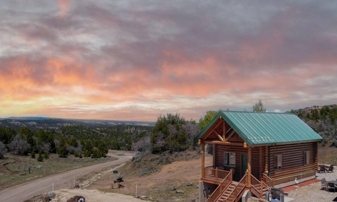 Alton Cabin | Woodland Retreats By Jerny Destinations