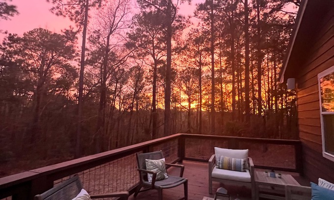 Brookeland House | Woodsy Lake House Retreat - 3 min from Rayburn Resort Clubhouse. Pet-Friendly!