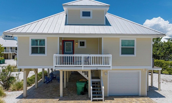 Boca Grande House | Woodwind Beach 11 | Pet Friendly | Beachfront | Community Pool | Sleeps 6