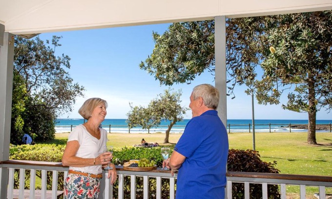 Woolgoolga Hotel | Woolgoolga Beach Holiday Park