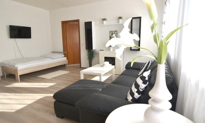 Troisdorf-West Apartment | Work & Stay Troisdorf