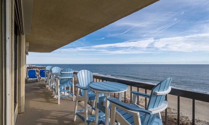 North Ocean City Condo | Wow! Stunning large oceanfront condo with oceans views from most everywhere!