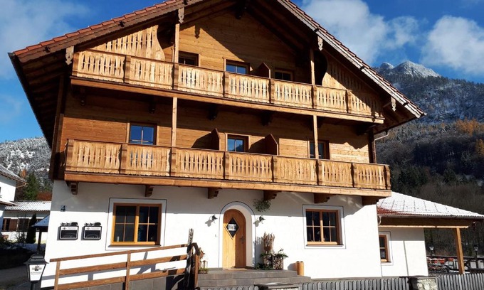 Schneizlreuth Hotel | Wurznwirt