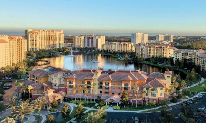 Lake Buena Vista Resort | Wyndham Bonnet Creek - Pools, Dining, Mini Golf - 2BR Deluxe