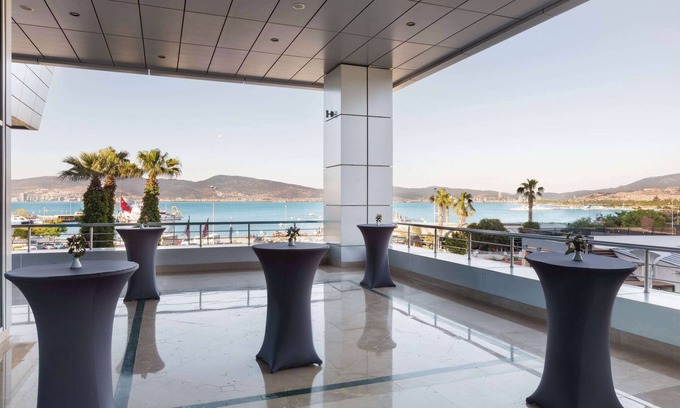 Balcova Hotel | Wyndham Grand Izmir Ozdilek Thermal & Spa