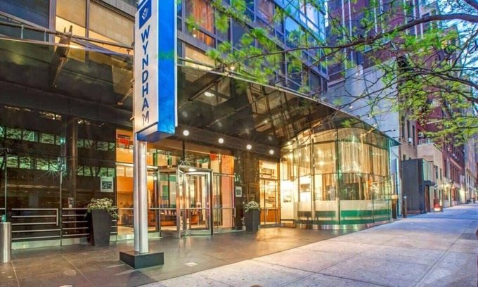 Midtown East Condo | Wyndham Midtown 45 | 1BR/1BA King Bed Suite