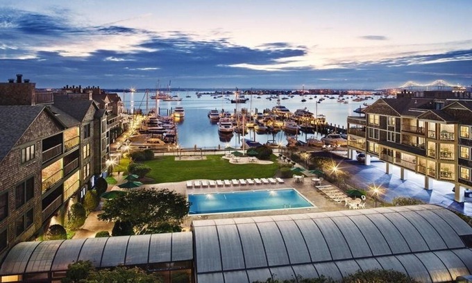 Yachting Village Condo | Wyndham Newport Onshore- 2 bedroom in the center of the harbor, shopping&dining!