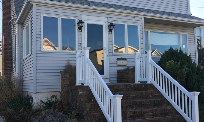 Lavallette House | X-Large Ocean Block Historic Home - 9 Bedrooms 240 ft. from Beach