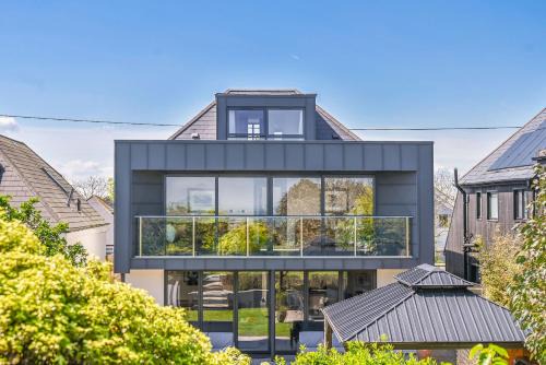 New Romney House | Xanadune Beach House by Bloom Stays