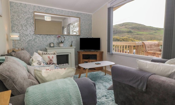 Margam Cottage | Y Goedlan