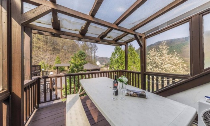 Danwol House | Yangpyeong Pension Bonjour