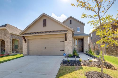 Forney House | Yard and Office Spacious Family Home in Forney