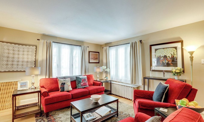 South Park Hill House | Yard & Grill: Centrally Located Denver Retreat!