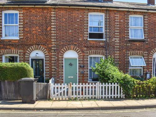 Beckingham House | Yasmin Cottage