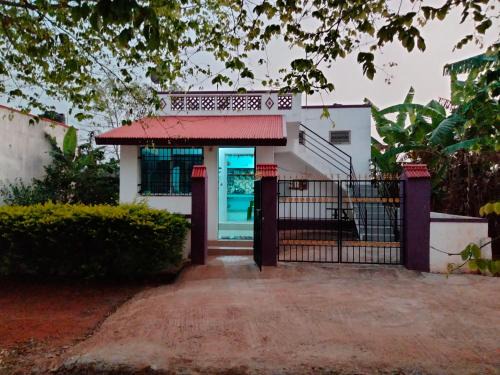 Yelagiri Apartment | Yelagiri RAM Cottage @Home with kitchenette full