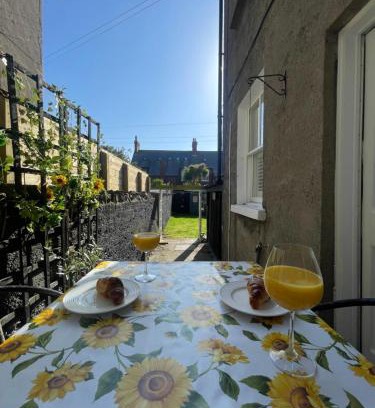 Greenore House | Yellow Door Greenore