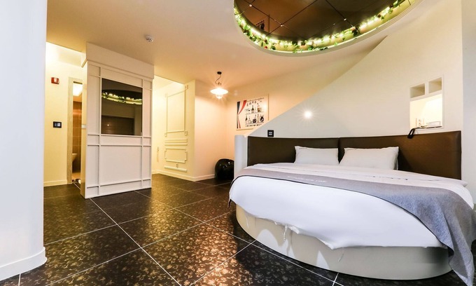 Nonsan Hotel | Yeonsan Golden Time Motel