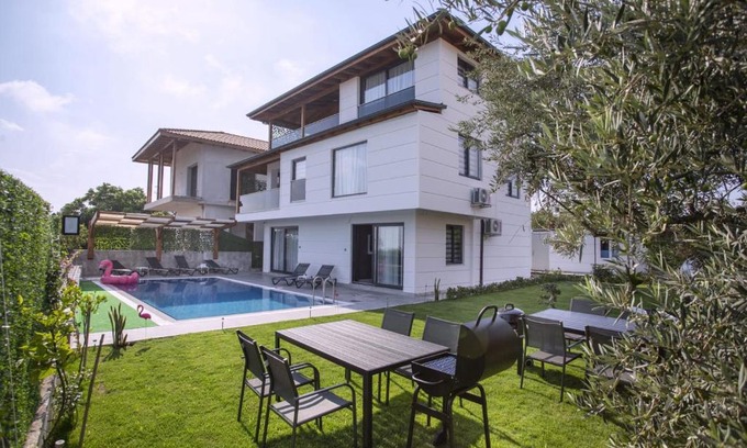 Lara Apartment | YILDIZ PREMIUM APART 2